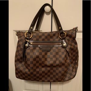 Used Louis Vuitton Shoulder Bag
